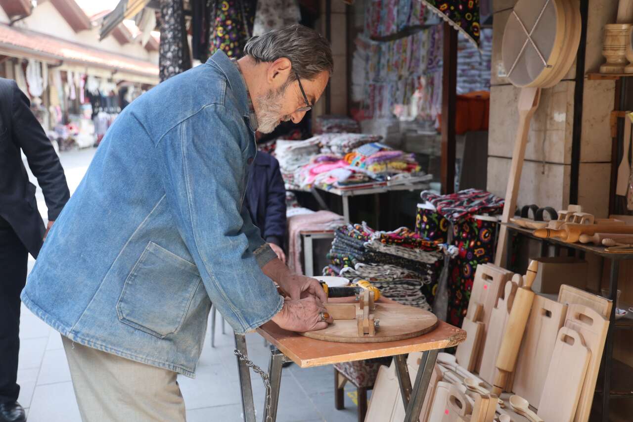Konya’da baba ile oğlun ürettiği ürünlerin girmediği ev yok 11
